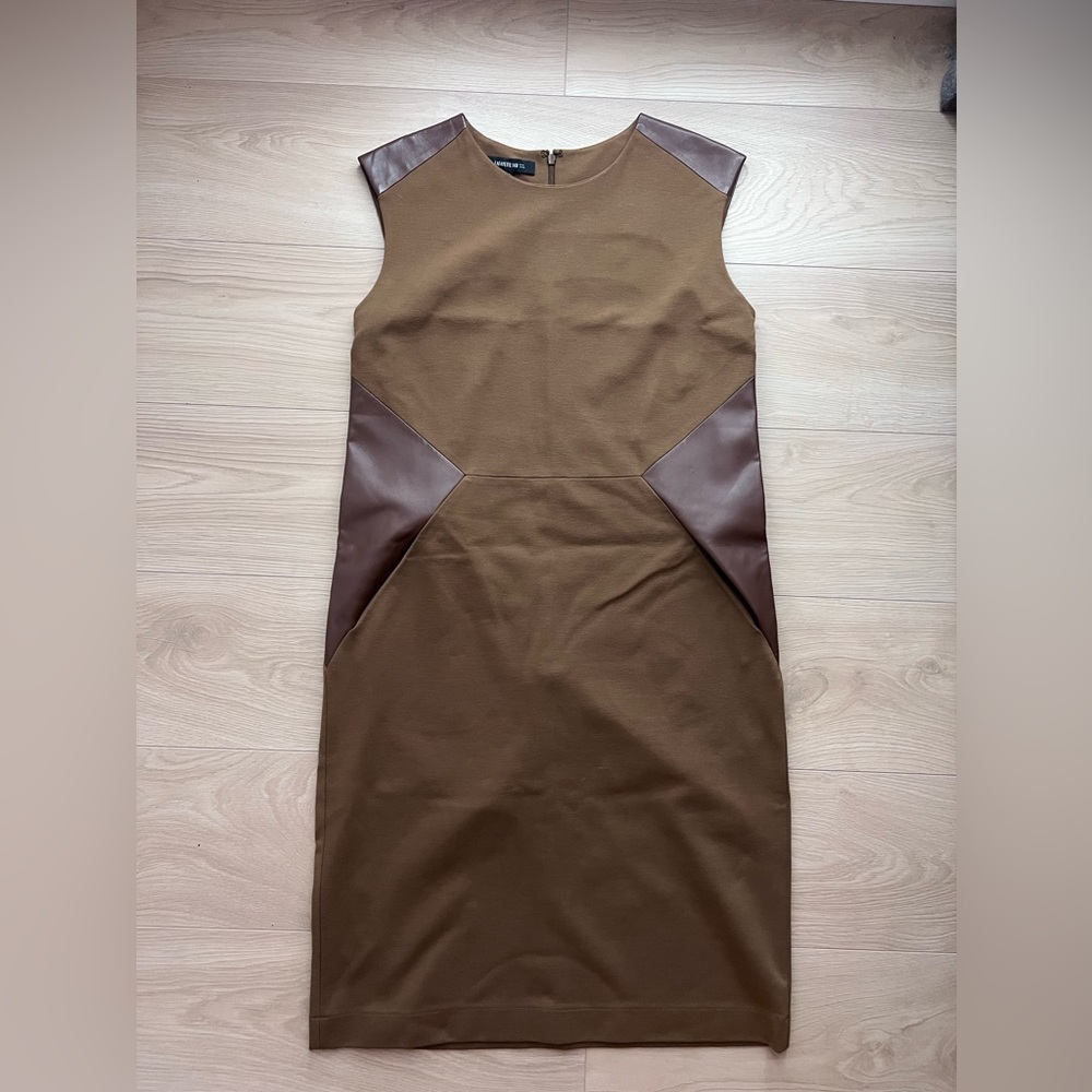 Lafayette 148 shift style crew neck dress with pockets